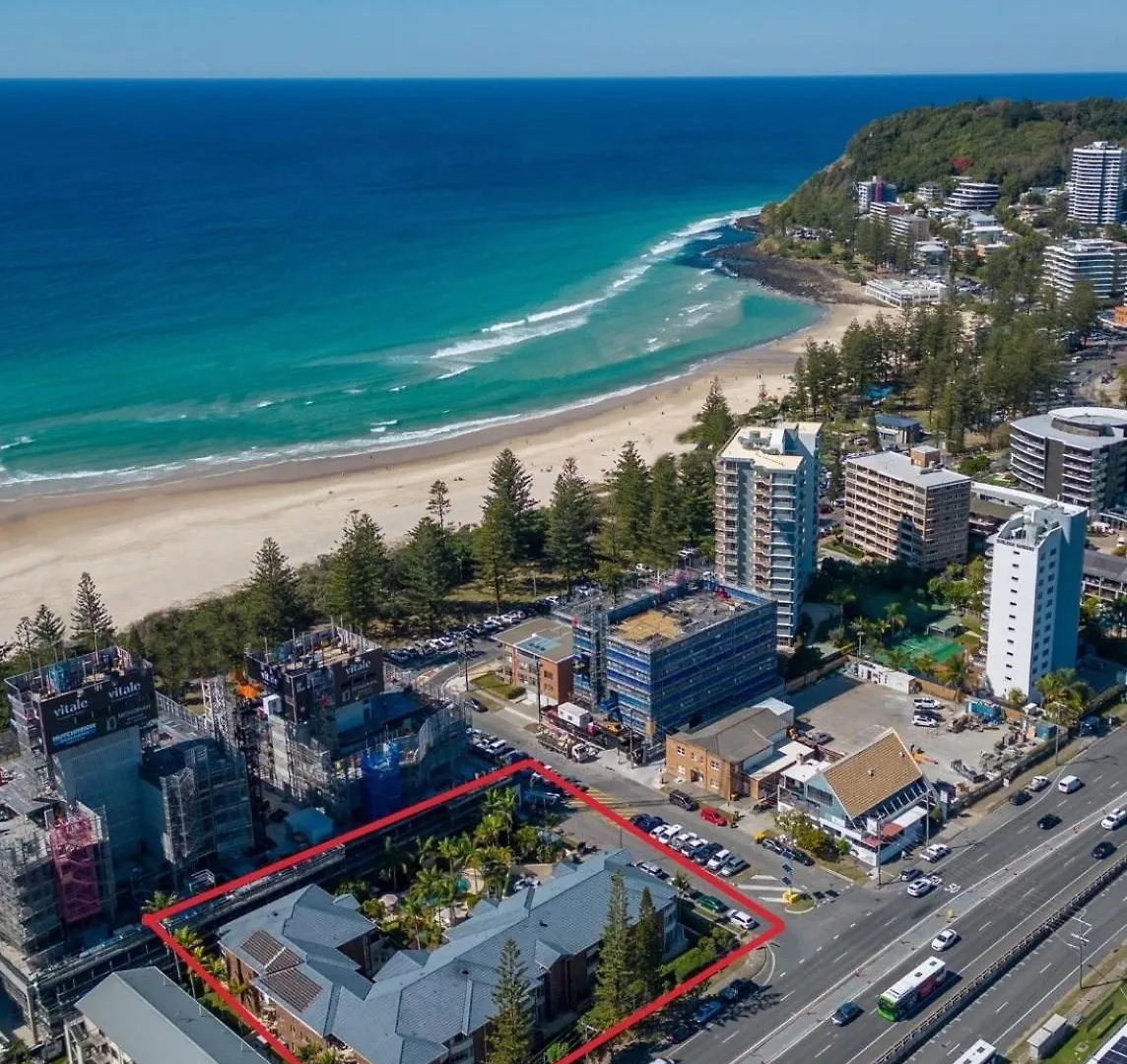Burleigh Beach 3 Bedroom Gold Coast